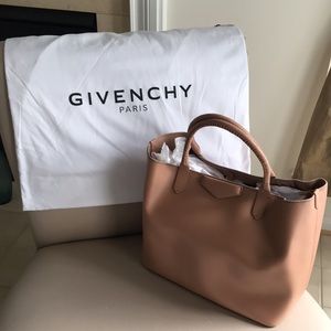 Givenchy Antigona Large Tote Bag; Old Pink